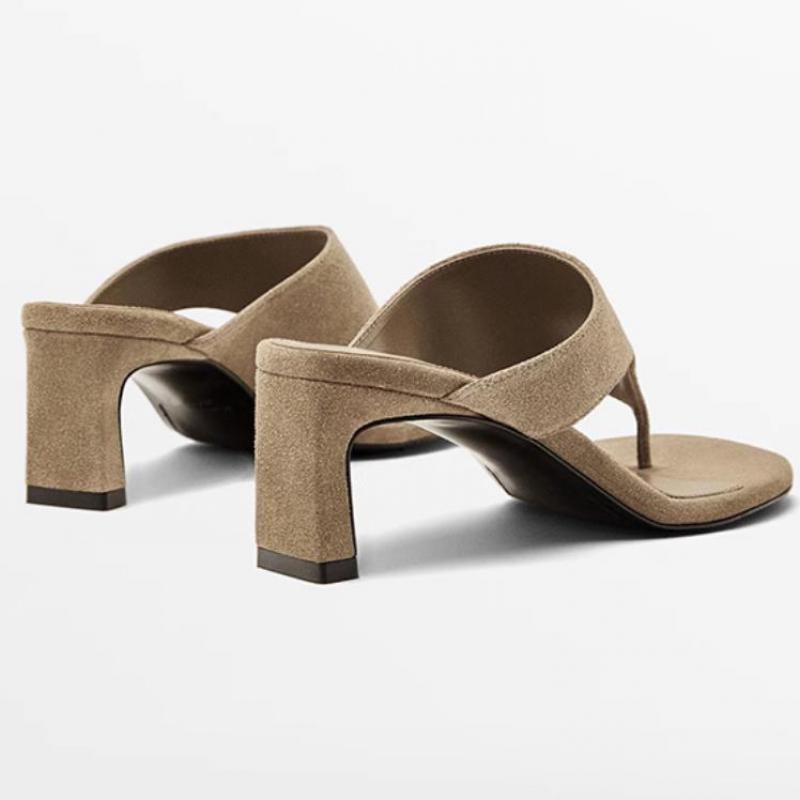 Sandália Salto Chinelo Valenza