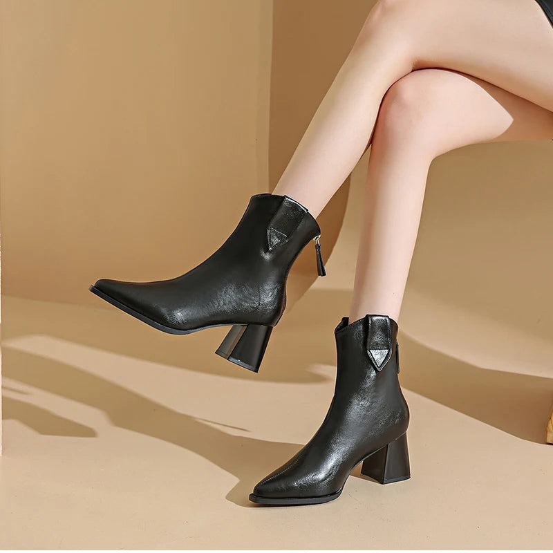 Bota Cano Médio Oriavia